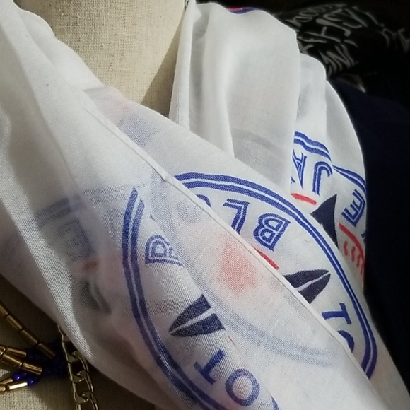 Blue Jay Scarves - Picture 2 of 2